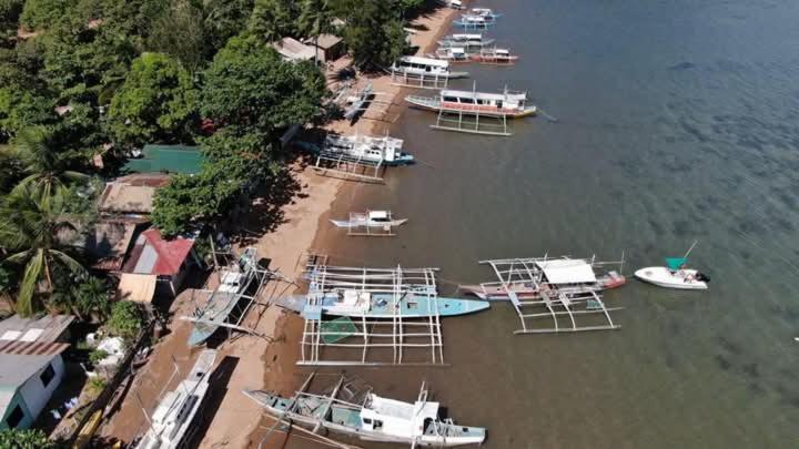 Rovi Homestay Coron Luaran gambar